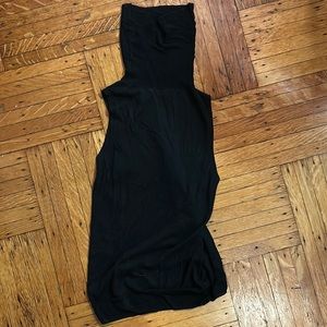 Black sleeveless Turtleneck